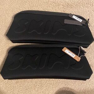Skims Neoprene bags (2)
